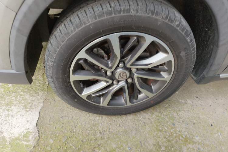 Used Baojun 730 2019 1.5T Manual Fashion Model 7-seater China VI