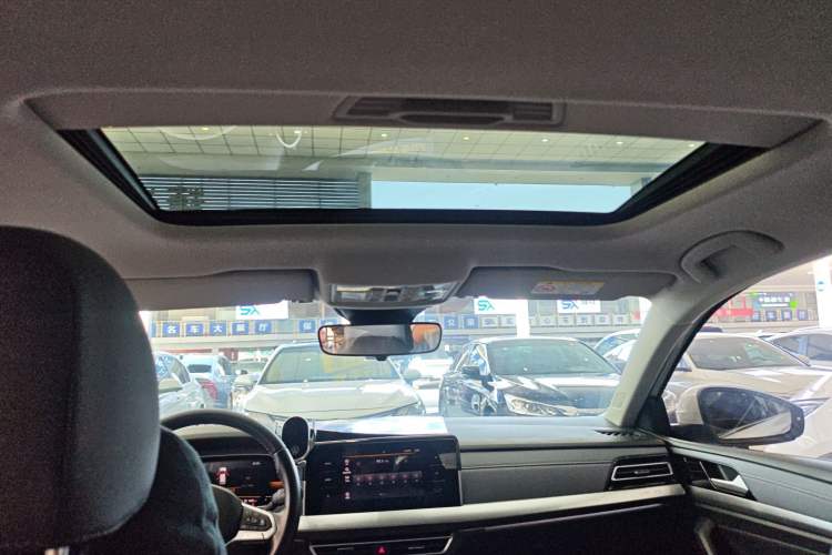 Used Volkswagen Lavida 2023 300TSI DSG Full-Comfort Edition