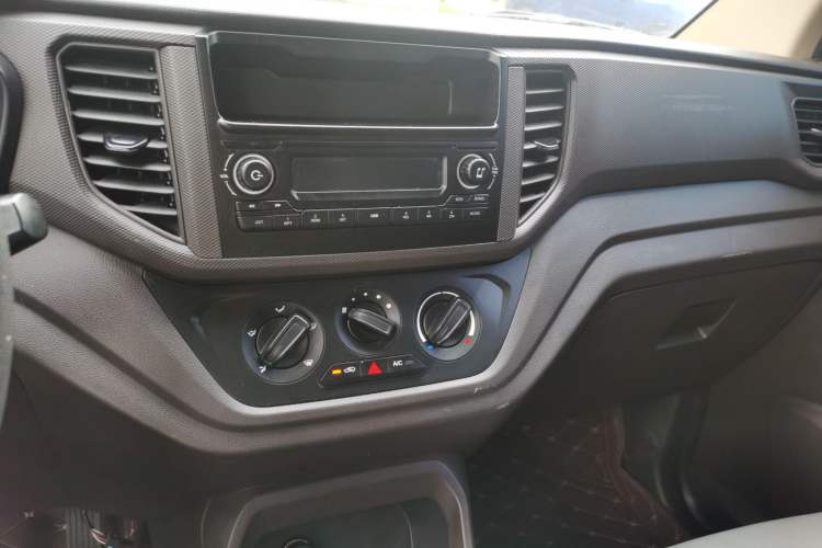 Used Wuling Hongguang V 2022 1.5L Enjoy Edition Electric-Powered LAR
