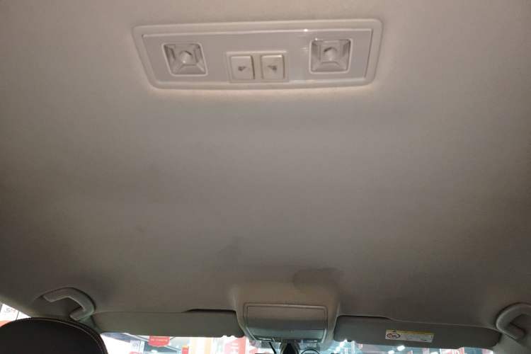 Used Volkswagen Tiguan L 2020 330TSI Automatic Two-Wheel Drive Luxury Edition China VI Standard