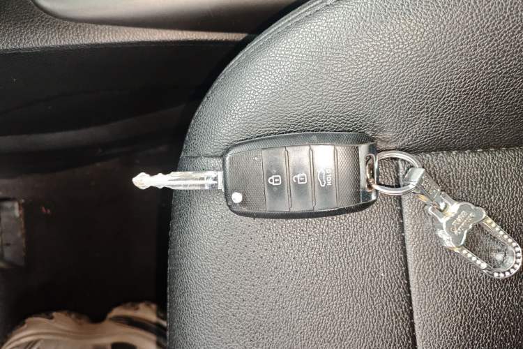 Used Kia K3 2015 1.6L Automatic GL Interior 1