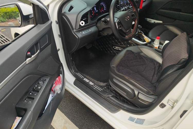 Used Hyundai Elantra (6th Generation / Lingdong) 2020 1.5L CVT Smart & Stylish – Elite Version Driver Seat