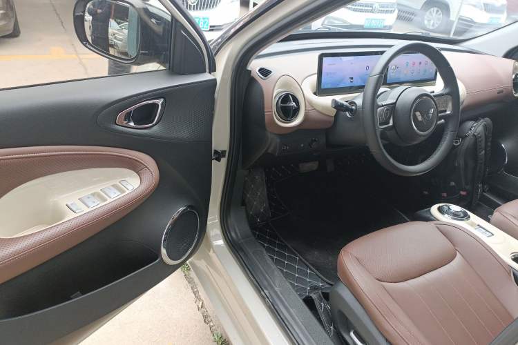 Used Wuling Bingo 2023 410 km Lingxi Deluxe Edition
