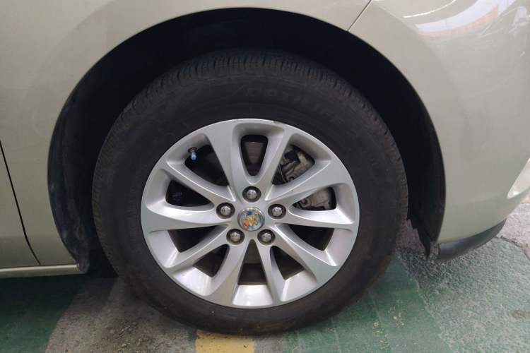 Used Buick GL8 2017 ES 28T Comfort Model China V Standard