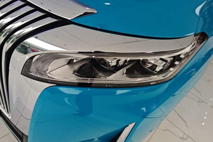 Used Wey Gaoshan 2025 Four-Wheel Drive Alpine 8