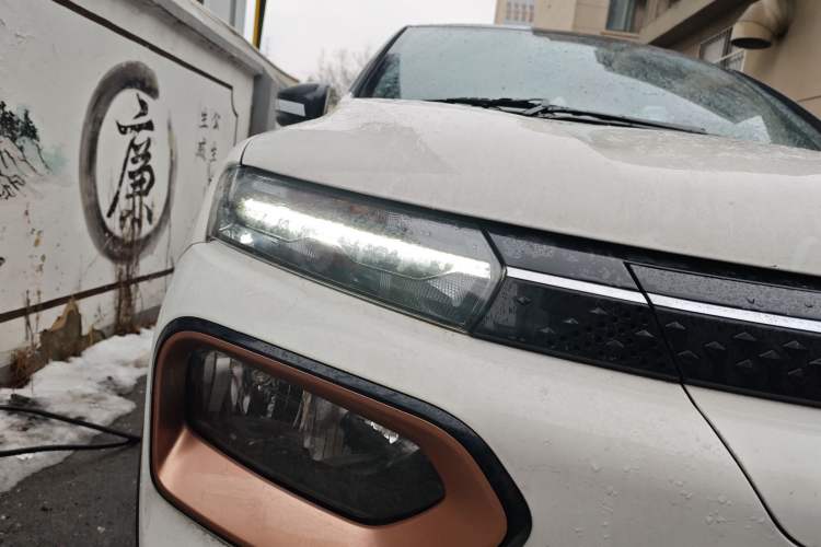 Used Dongfeng NAMMI BOX 2022 Champion Edition Light Wind Version 201KM Standard Model