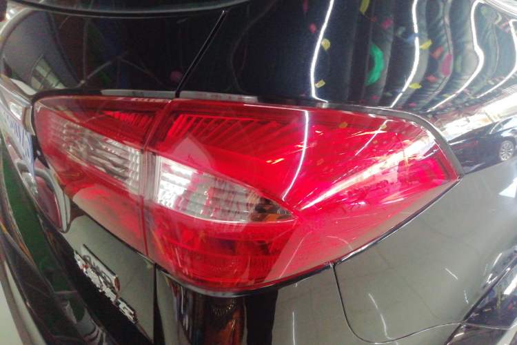 Used JMC Yusheng S350 2016 2.0T Automatic All-Wheel Drive Gasoline Luxury Edition 5 Seats
