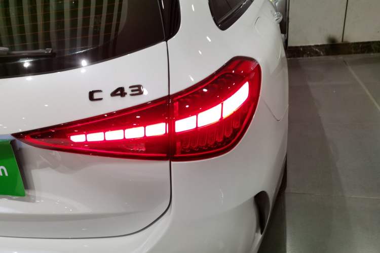 Used Mercedes-Benz C-Class AMG 2023 AMG C 43 4MATIC Estate Special Edition