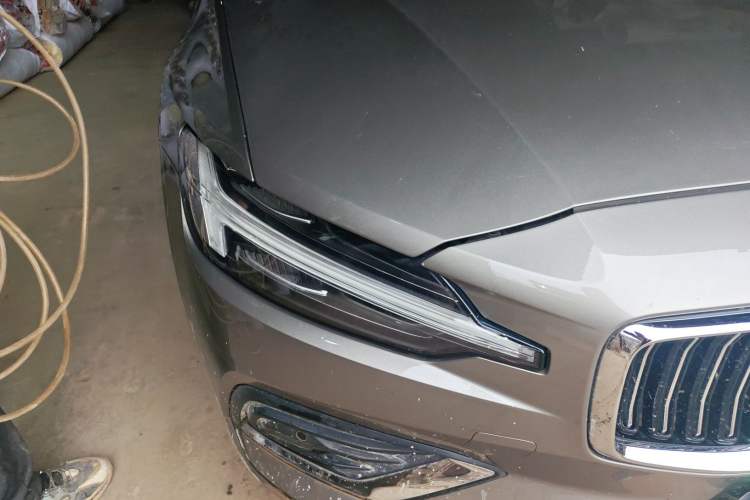 Used Volvo S60 2021 T4 Zhiyi Luxury Edition
