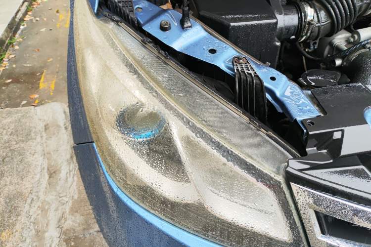 Used SAIC MAXUS G10 2018 PLUS 1.9T Manual Elite Edition Diesel
