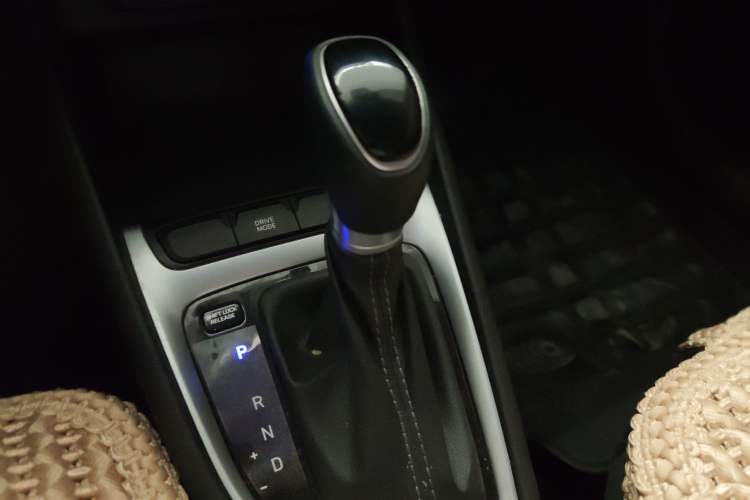 Used Hyundai Celesta 2020 1.6L Automatic GL Enjoyable Edition