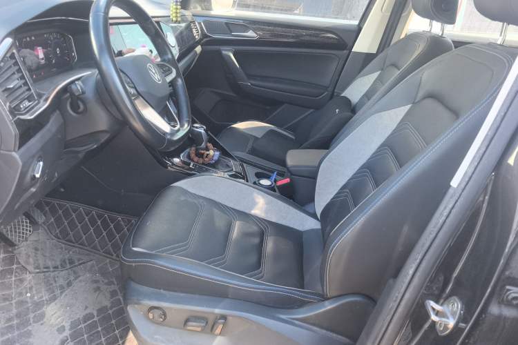 Used Volkswagen Tayron GTE Plug-in Hybrid 2020 1.4T Luxury Model Left Front Seat