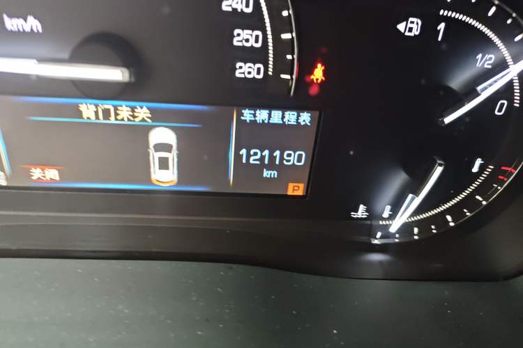 Used Cadillac XT5 2016 25T Luxury Model
