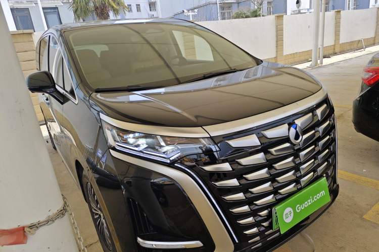 Used Denza D9 2024 DM-i 980 Four-Wheel Drive Prestige Model
