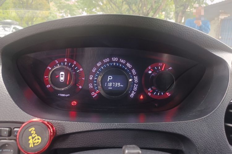 Used Luxgen Great 7 SUV 2014 2.2T Four-Wheel Drive Prestige Version Instrument Cluster