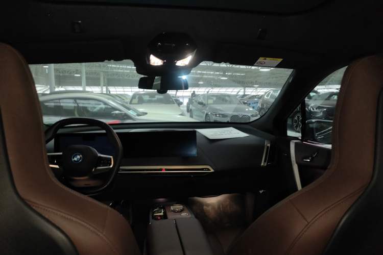 Used BMW iX 2022 xDrive40 Headliner