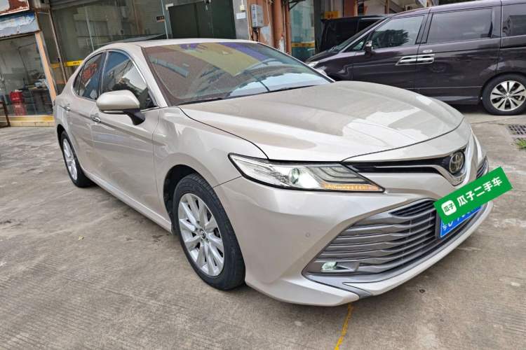 Used Toyota Camry 2019 Revised Version 2.0G Luxury Edition
