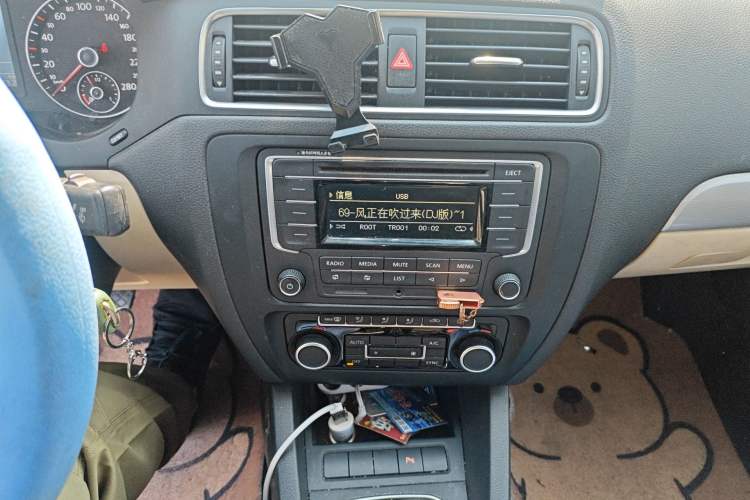 Used Volkswagen Sagitar 2014 Revised Version 1.4TSI Manual Luxury Edition