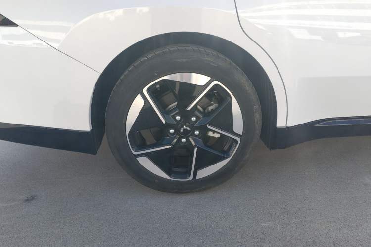 Used Wuling Xingguang 2024 Co-Creation Edition 510 Advanced Model