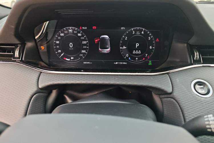 Used Land Rover Range Evoque 2020 249 PS R-DYNAMIC S Sport Edition Instrument Cluster