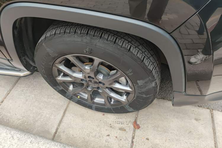 Used Jeep Cherokee 2020 2.0L Two-Wheel Drive Classic Sports Edition