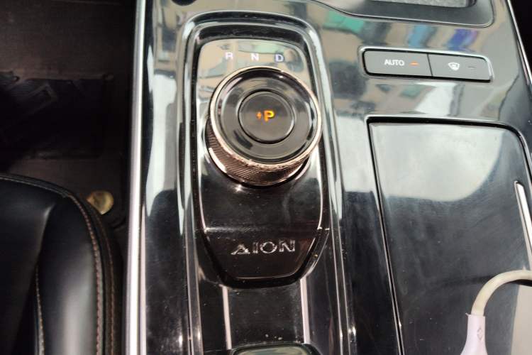 Used AION S 2022 Meizu 580 Gear Lever