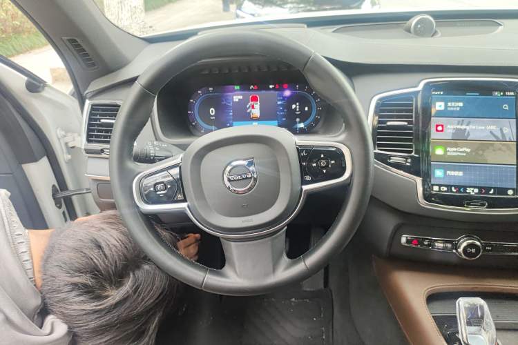 Used Volvo XC90 2023 B6 Zhiya Luxury 7-Seater