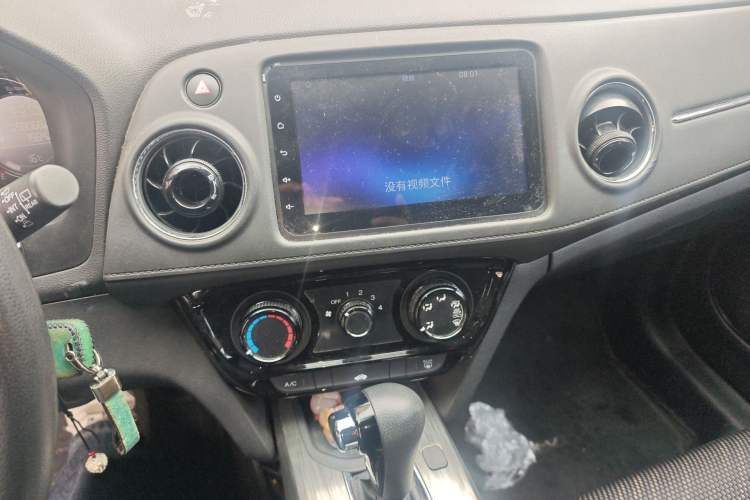 Used Honda XR-V 2017 1.5L LXi CVT Classic Edition Audio And AC Panel