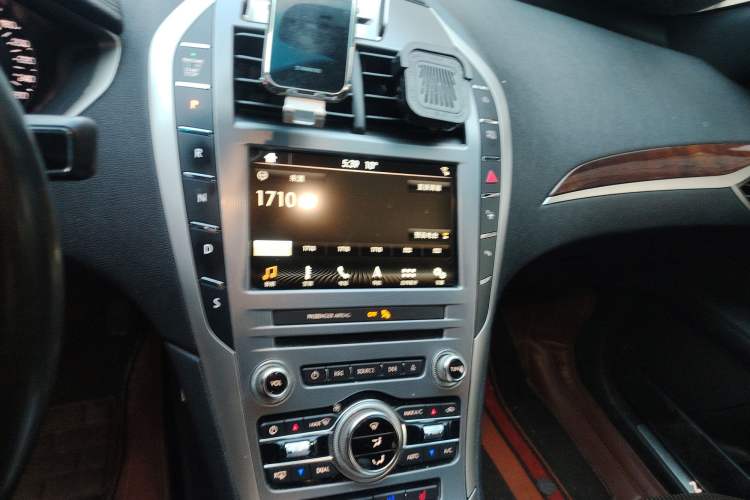 Used Lincoln MKZ 2017 2.0T Luxury Edition