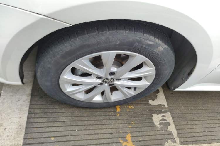 Used Volkswagen Lavida 2017 1.6L Automatic Comfort Edition