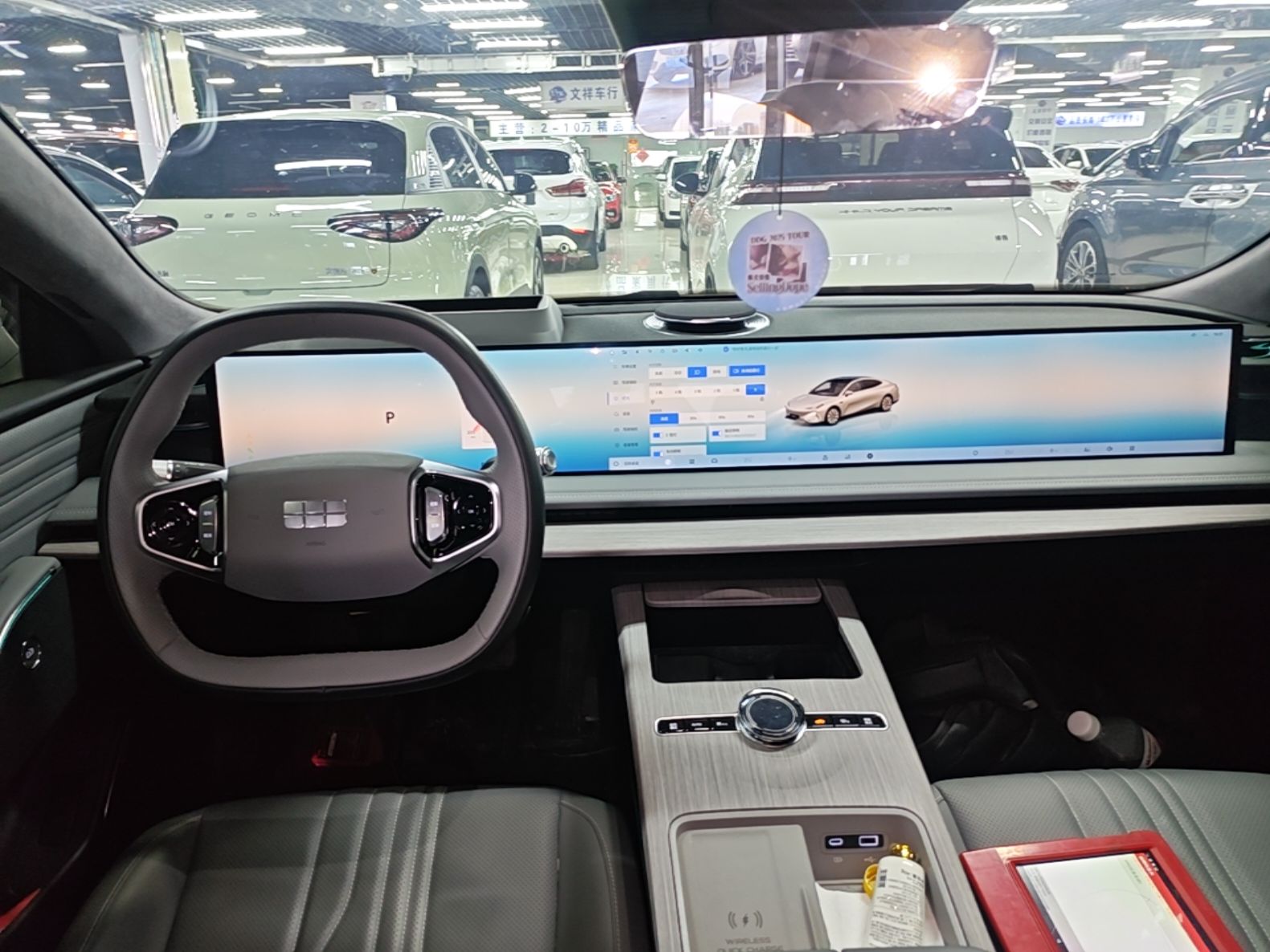 Geely Galaxy E8 2024 550 km Range Rear-Drive MAX — снимка 15