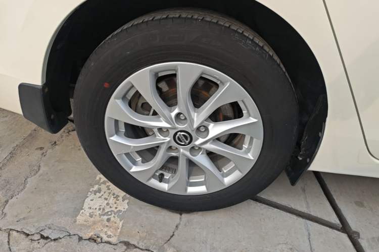 Used Nissan Sylphy 2019 1.6XV CVT Smart Connect Luxury Edition China VI Standard Right Rear Wheel Hub