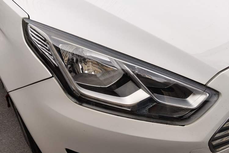 Used Ford Escort 2017 Happy Edition 1.5L Manual Fashion Model