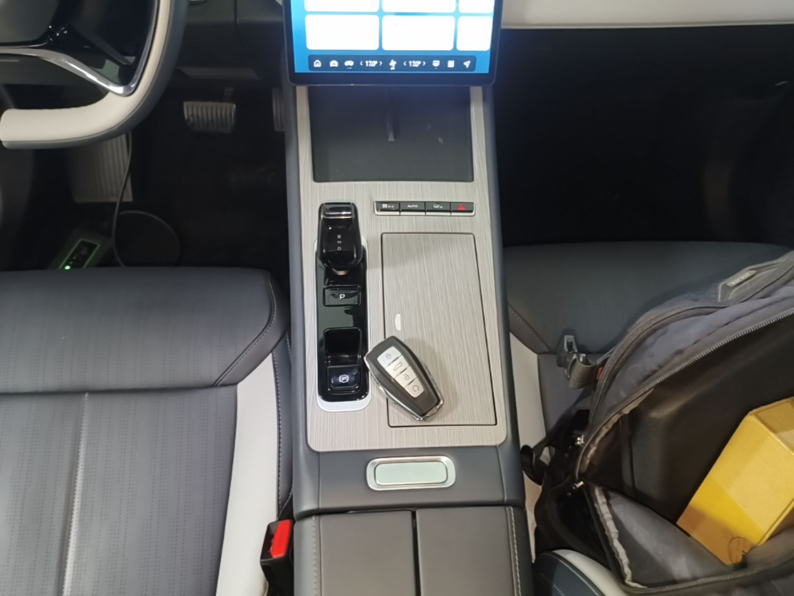 Geely Auto FX11 2024 1.5TD DCT Dragon Edition — снимка 16