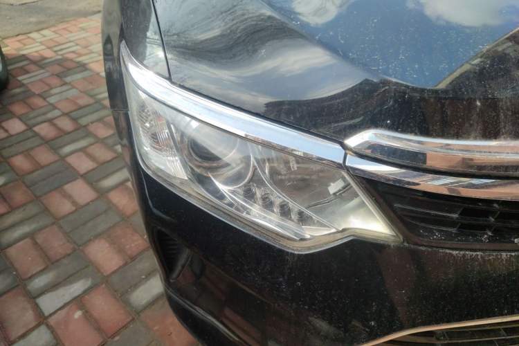 Used Toyota Camry 2016 2.0G 10th Anniversary Leading Edition
