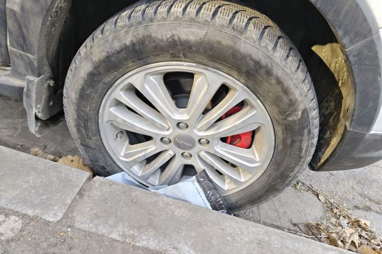 Used Haval H1 2016 Revised Version Blue Badge 1.5L AMT Standard Edition