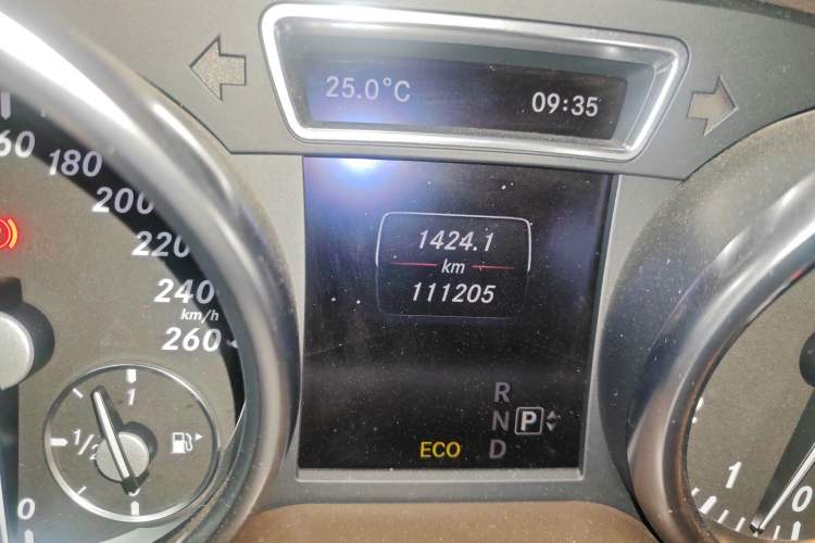 Used Mercedes-Benz M-Class 2014 ML 400 4MATIC Dynamic Model
