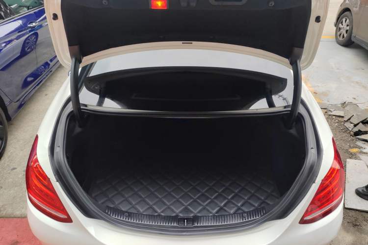 Used Mercedes-Benz C-Class 2015 Revised C 200 L Sport Edition
