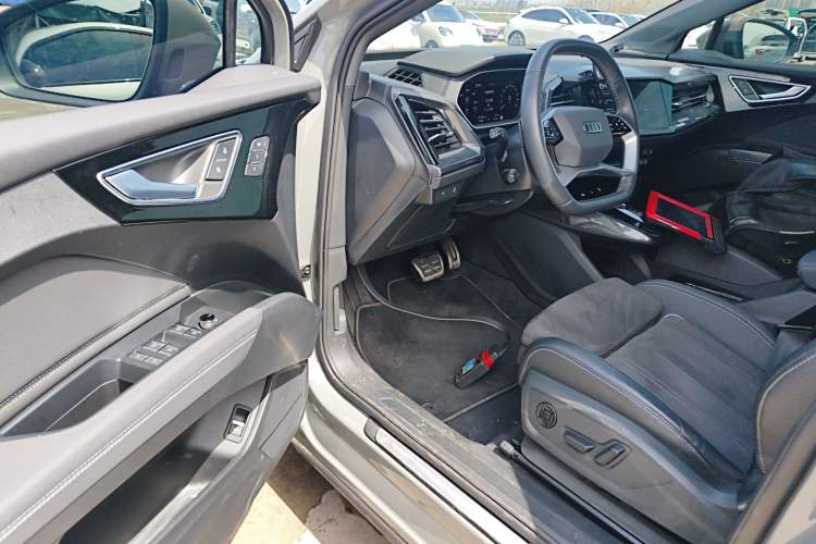 Used Audi Q4 e-tron 2023 40 e-tron Boundary Edition