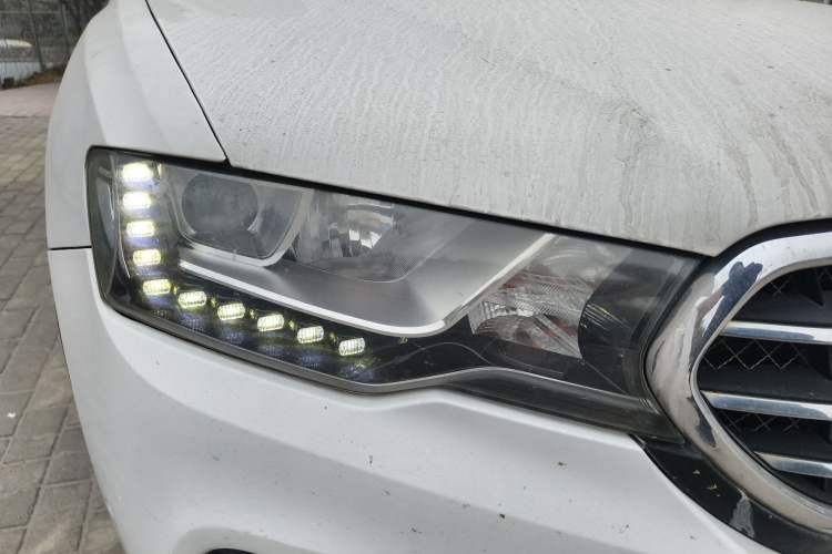 Used Haval H6 Coupe 2015 Blue-Label Facelift 2.0T Manual Two-Wheel Drive Urban Version
