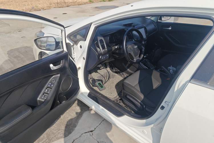 Used Kia K3 2016 1.6L Automatic GLS Driver Seat