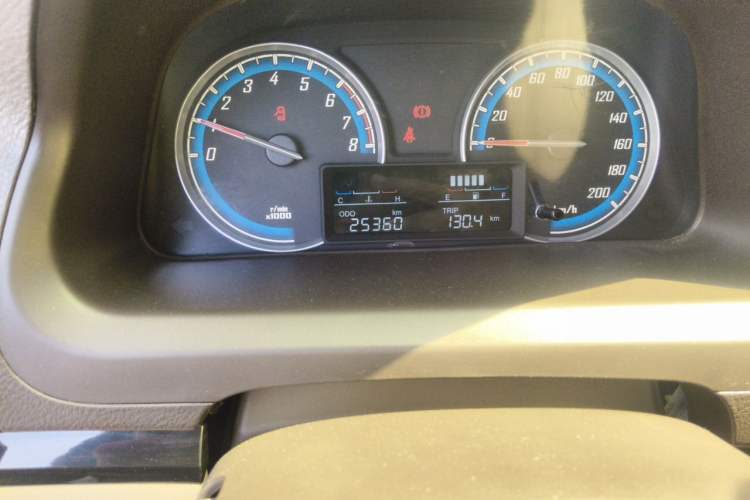 Used Baojun 730 2014 1.5L manual Comfort version 7 seats
