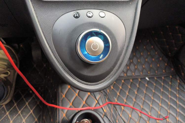 Used ORA Black Cat 2021 351 km Standard Version
