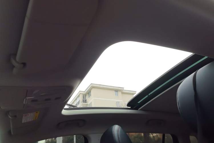 Used Roewe RX5 MAX 2019 300TGI Automatic 4G Connect Luxury Edition