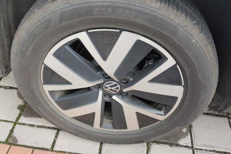 Used Volkswagen Tayron 2024 330TSI Two-Wheel Drive Luxury Plus Advanced Version