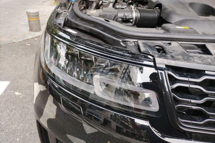 Used Land Rover Range Sport 2021 3.0 L6 YAO Black Edition Right Front Headlight