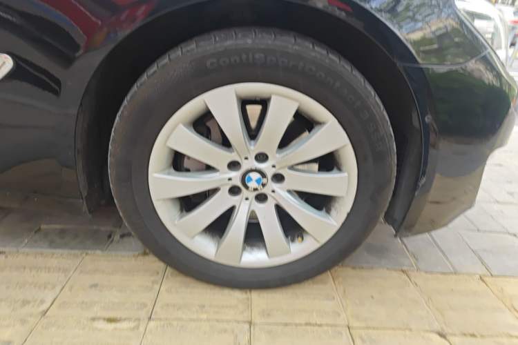 Used BMW 7 Series 2013 740Li Luxury Model Right Front Wheel Hub