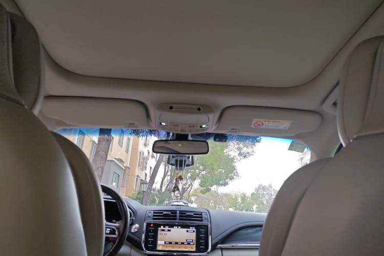 Used Lincoln Continental 2019 2.0T Two-Wheel Drive Prestige Version China VI Standard
