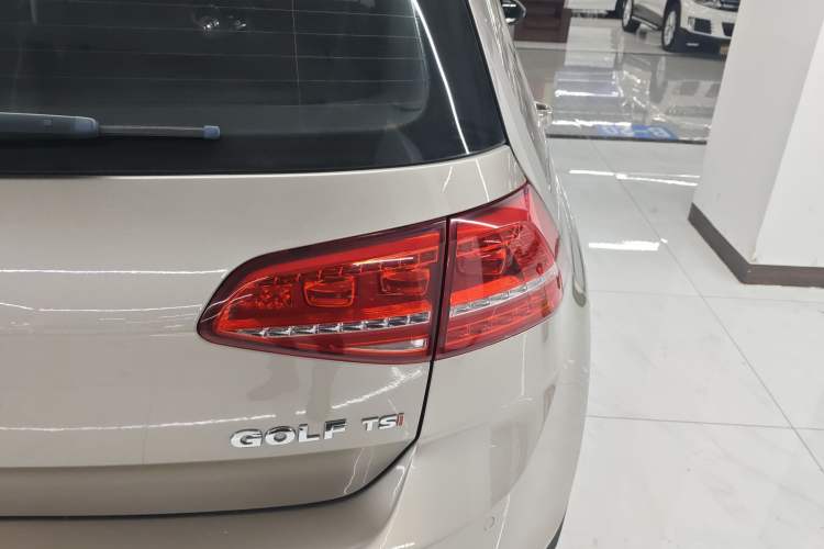 Used Volkswagen Golf 2015 1.4TSI Automatic Luxury Model Right Rear Taillight