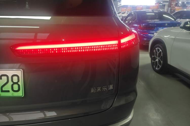 Used ONVO Luxeed L90 2025 Model—Ultra Six-Seater Version Exterior 3